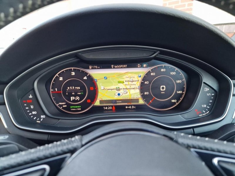 AUDI A4 AVANT