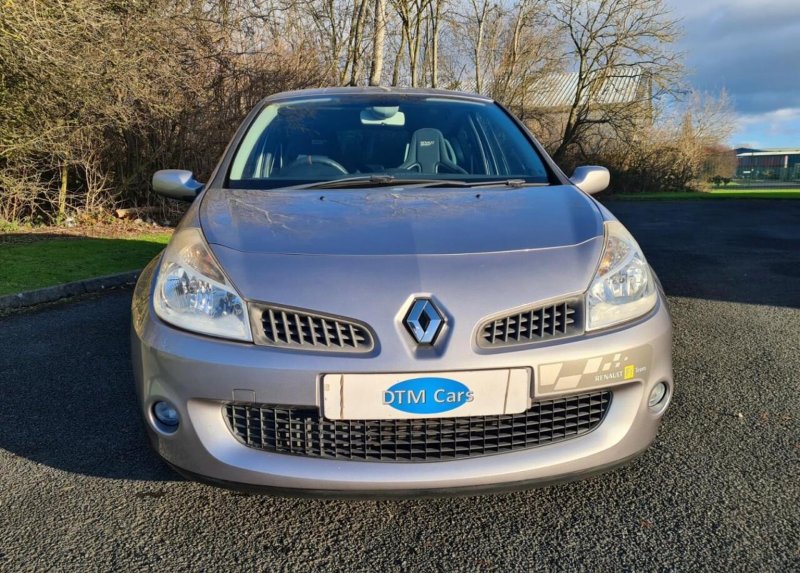 RENAULT CLIO