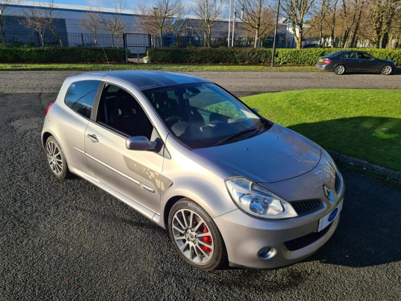 RENAULT CLIO