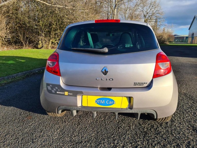 RENAULT CLIO