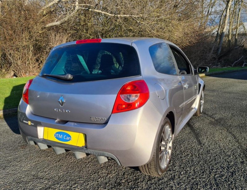 RENAULT CLIO