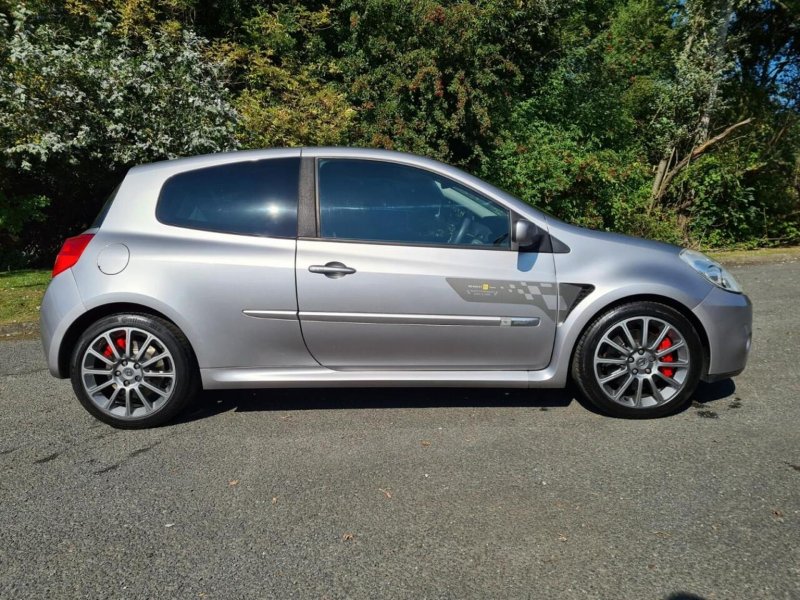 RENAULT CLIO