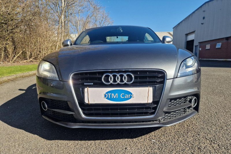 AUDI TT