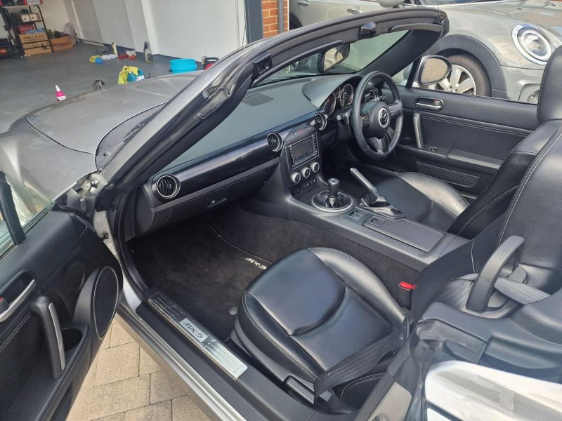 MAZDA MX-5