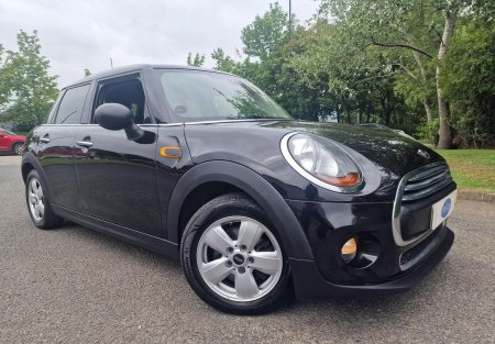 MINI HATCH