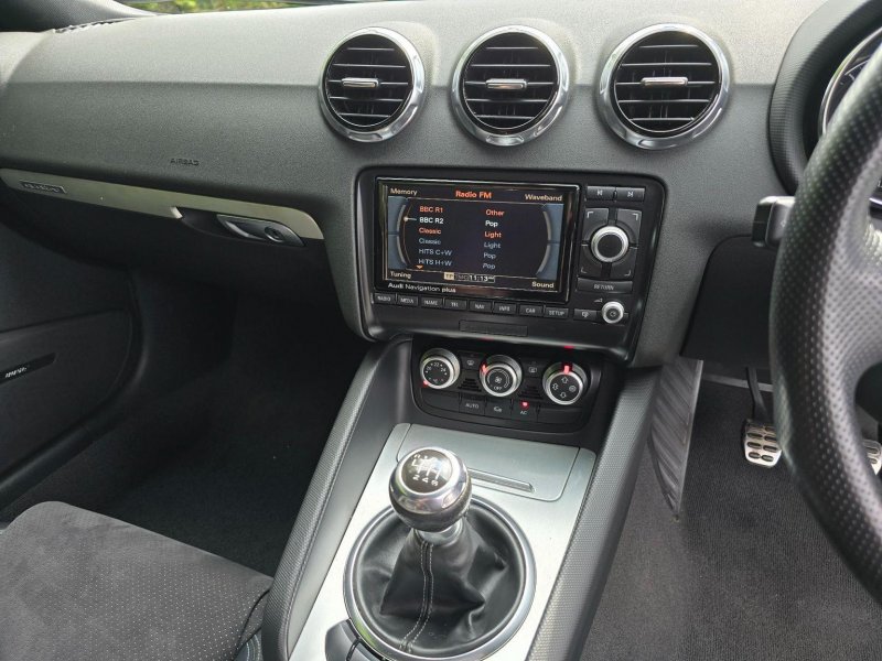 AUDI TT