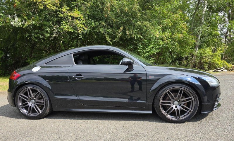 AUDI TT