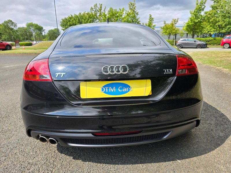 AUDI TT