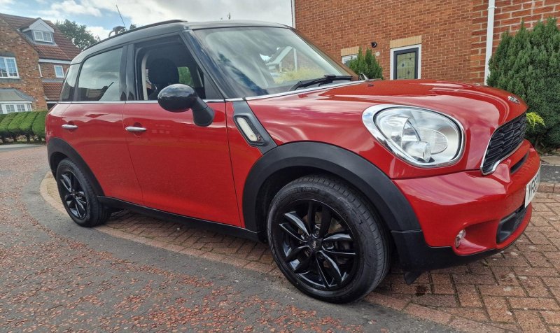 MINI COUNTRYMAN